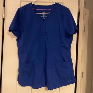 Healing Hands 2 Pocket Scrub Top in Royal Blue